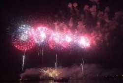 爆料时间礼花爆炸视频,独家视频曝光惊人一幕