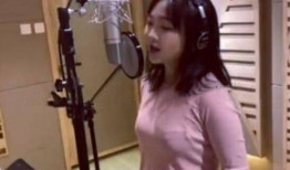 杨幂录音棚录歌爆料视频,杨幂录音棚录歌幕后花絮大揭秘