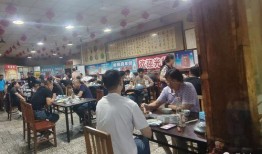 保定学生吃饭爆料视频,真实就餐环境引发热议