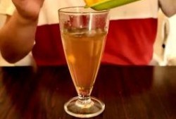 爆料水果茶自制视频教程,跟随视频教程，开启夏日清新饮品之旅