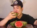 绍兴网红吃瓜事件是真的吗,真相揭秘还是网络谣言？